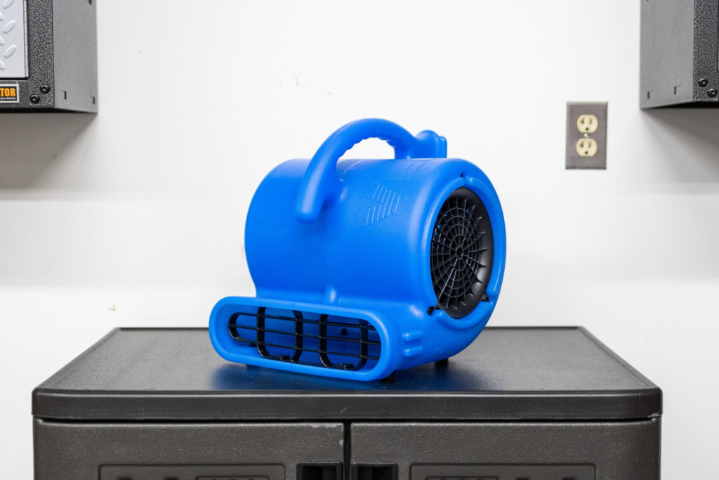 Best Garage Fans for 2025: Stay Cool and Comfortable